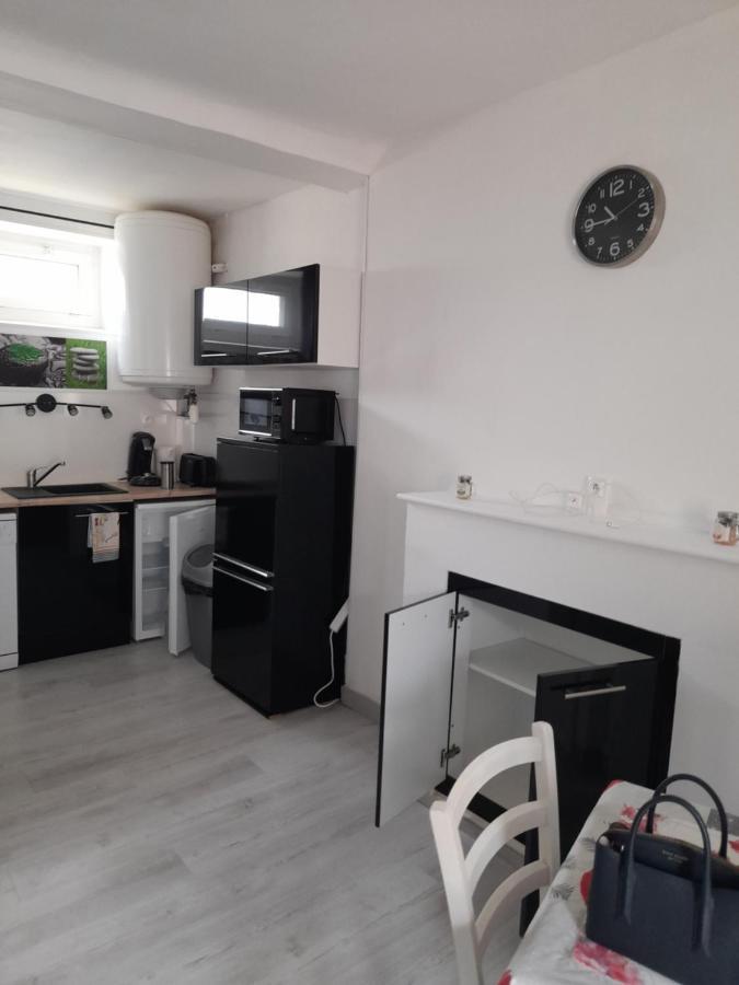Promo Studio Wi-Fi A Courseulles-Sur-Mer Au 1Er Etage Экстерьер фото